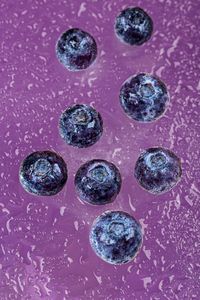 Preview wallpaper blueberries, berries, drops, wet, macro, purple