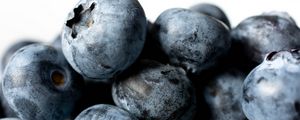 Preview wallpaper blueberries, berries, food, blue