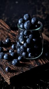 Preview wallpaper blueberries, berries, fresh, jar