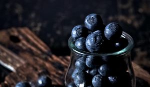 Preview wallpaper blueberries, berries, fresh, jar