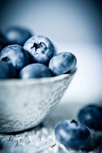 Preview wallpaper blueberries, berries, fruits, bowl