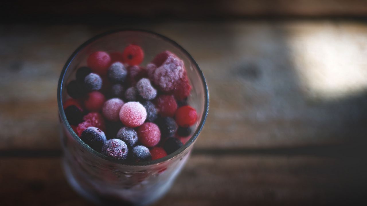 Wallpaper blueberries, raspberries, berries, frozen