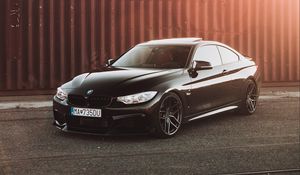 Preview wallpaper bmw 320i, bmw, car, black