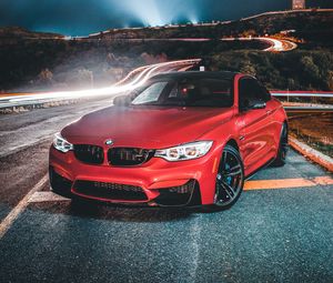 Preview wallpaper bmw 320i, bmw, car, front view, red, road