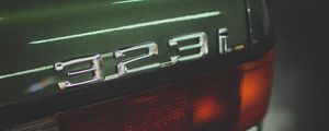 Preview wallpaper bmw 323i, car, green, taillight, number