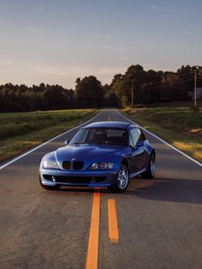 Preview wallpaper bmw 3, bmw, car, road, marking