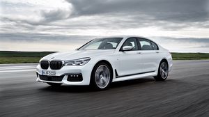 Preview wallpaper bmw, 750li, white, side view