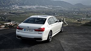 Preview wallpaper bmw, 750li, xdrive, white, rear view