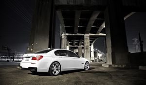 Preview wallpaper bmw 7, 750li, white, rear view