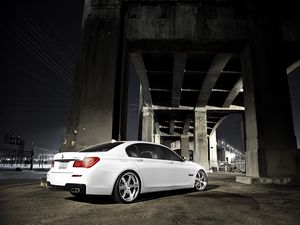 Preview wallpaper bmw 7, 750li, white, rear view