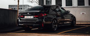 Preview wallpaper bmw, car, black, side view, parking