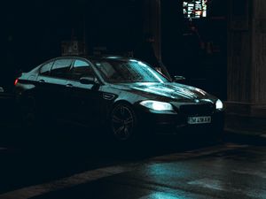 Preview wallpaper bmw, car, black, wet, dark