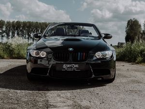 Preview wallpaper bmw, car, black, parking