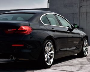 Preview wallpaper bmw, car, headlight, wheel, side view