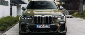 Preview wallpaper bmw, car, suv, green