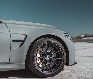 Preview wallpaper bmw, car, wheel, gray