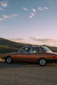 Preview wallpaper bmw, e21, side view, road