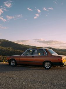 Preview wallpaper bmw, e21, side view, road