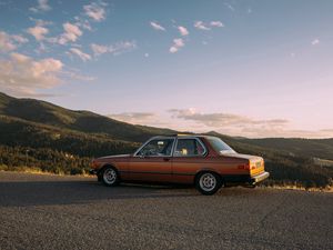 Preview wallpaper bmw, e21, side view, road