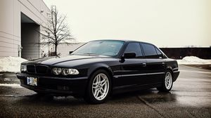 Preview wallpaper bmw, e38, 740i, car, side view, black