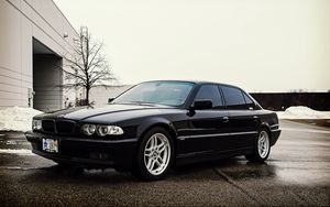 Preview wallpaper bmw, e38, 740i, car, side view, black