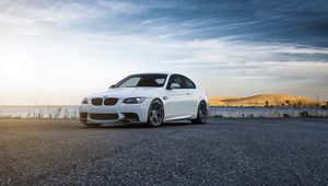 Preview wallpaper bmw, e92, m3, white, side view