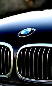 Preview wallpaper bmw, hood, logo