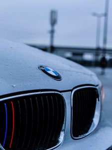 Preview wallpaper bmw, hood, logo, drops