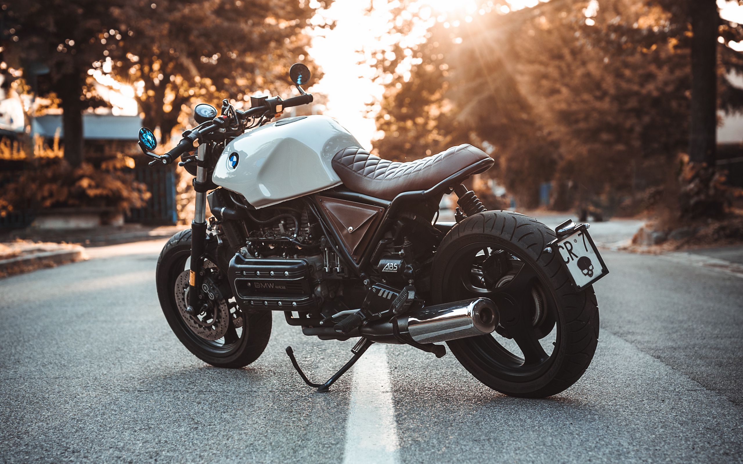 2560x1600 Wallpaper bmw k100, motorcycle, bike, side view