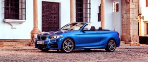 Preview wallpaper bmw, m235i, uk-spec, f23, convertible, blue, side view