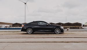 Preview wallpaper bmw m4, bmw, car, sportscar, side view, black