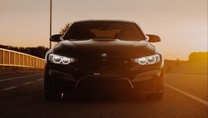 Preview wallpaper bmw m4, bmw, car, sports car, front view, rays