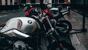 Preview wallpaper bmw, motorcycle, bike, gray, side view, parking