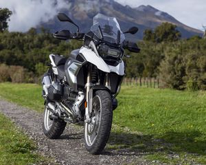 Preview wallpaper bmw r 1200 gs, bmw, bike, motorcycle, front view