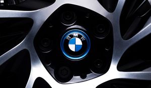 Preview wallpaper bmw, wheel, drive, car