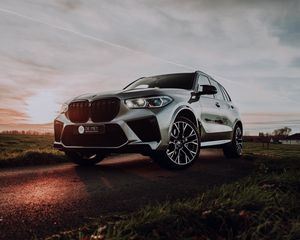 Preview wallpaper bmw x5, bmw, car, suv, gray, side view