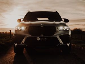 Preview wallpaper bmw x5, bmw, car, suv, gray, front view
