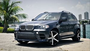 Preview wallpaper bmw, x5, gray, side view