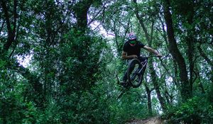 Preview wallpaper bmx, bicycle, man, trick, jump, path