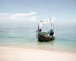 Preview wallpaper boat, beach, ocean, tropics, summer