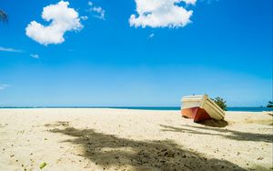 Preview wallpaper boat, beach, sand, sea, summer, landscape