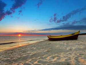 Preview wallpaper boat, coast, sand, evening, decline