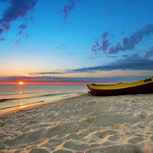 Preview wallpaper boat, coast, sand, evening, decline