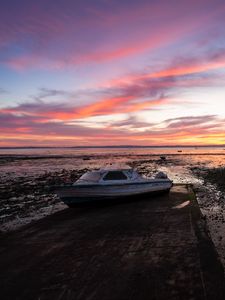 Preview wallpaper boat, coast, sea, sunrise