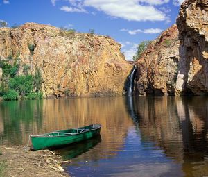 Preview wallpaper boat, falls, rocks, coast, lake, australia