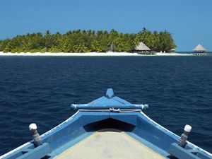 Preview wallpaper boat, island, ocean, palm trees