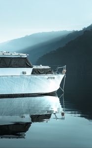 Preview wallpaper boat, lake, fog, water, reflection