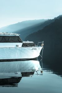 Preview wallpaper boat, lake, fog, water, reflection