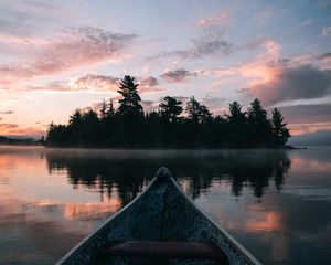 Preview wallpaper boat, lake, island, dusk