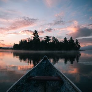 Preview wallpaper boat, lake, island, dusk